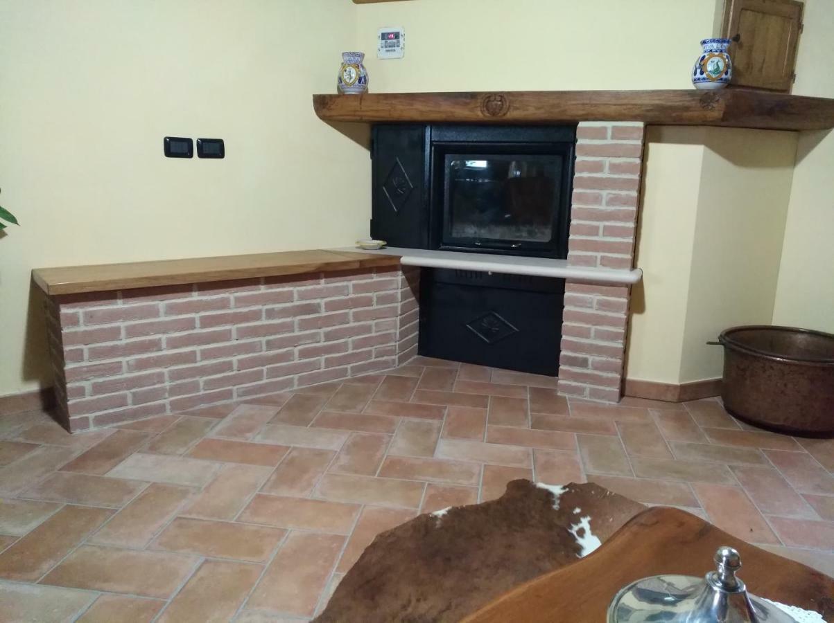 Agriturismo Il Melo Valfabbrica Exterior foto